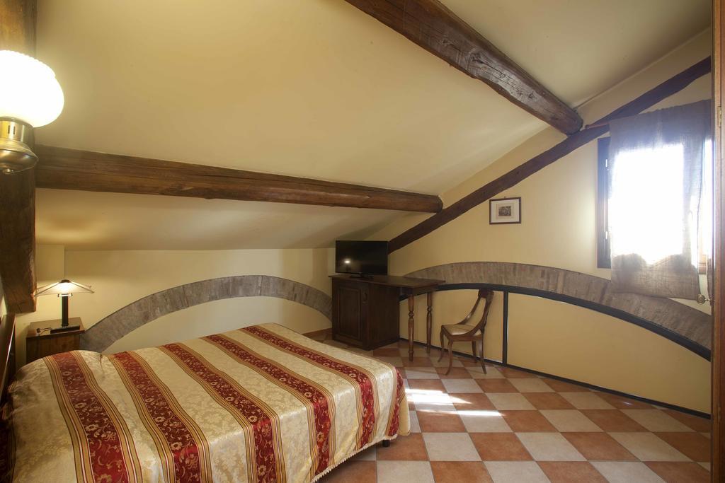 Agriturismo Il Bove Reggio Emilia Phòng bức ảnh
